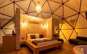 Kalkan Dome Suites & Deluxe-Glamping Holiday In Kalkan
